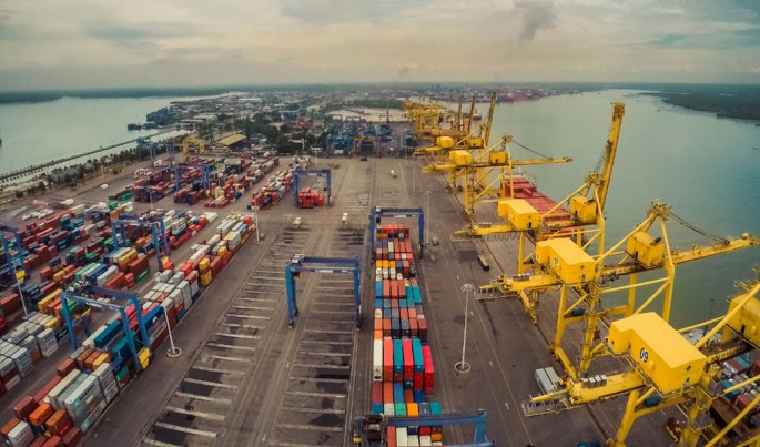 Foto Illustrasi Aktifitas Bongkar Muat peti kemas di Belawan International Center.Foto/Dok Pelindo I/Economiczone