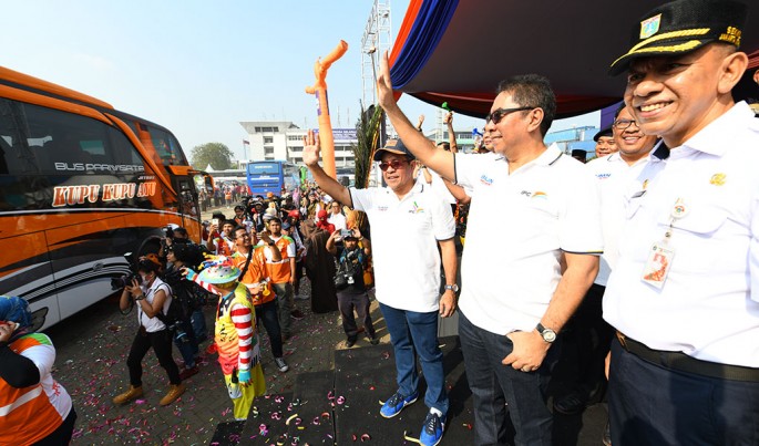 Pelepasan Mudik Gratis bersama IPC Grup 2019 dilakukan secara simbolik oleh Direktur Utama IPC, Elvyn G. Masassya, di Terminal 2 JICT, Pelabuhan Tanjung Priok, hari ini (Rabu, 29/5).Foto/Roni.M/ECONOMICZONE