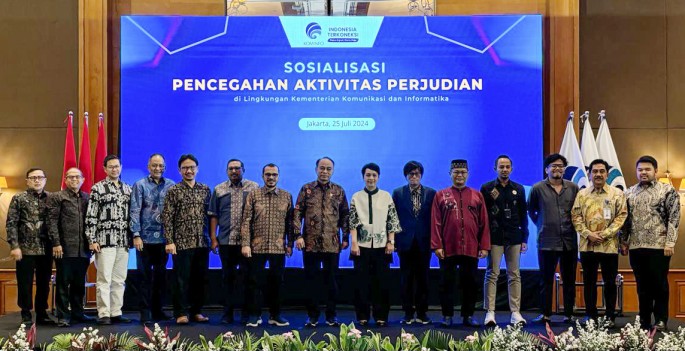 Civitas Kemenkominfo Menandatangani Pakta Integritas Tidak Bermain Judi Online 