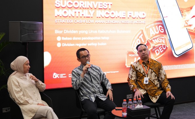 Head of Investment Specialist & Product Development PT Sucorinvest Asset Management Lolita Liliana, Head of Research & Chief Economist PT Mirae Asset Sekuritas Indonesia Rully Arya Wisnubroto, dan Head of Wealth Management Mirae Asset M. Arief Maulan