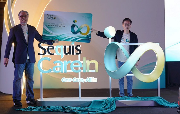 President Director & CEO Sequis Life Ted Margono&nbsp;(kiri) bersama Director & Chief Agency Officer Edisjah ,&nbsp;meluncurkan Sequis CareIn , di Bandung, Senin (13/7). (Foto/dok.&nbsp;Sequis Life/ECONOMICZONE)