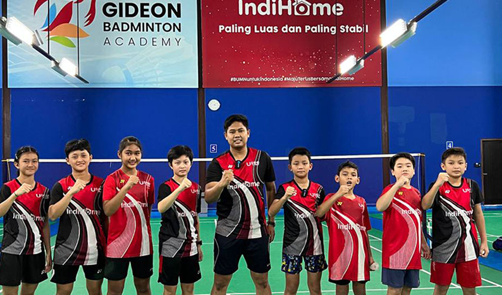 IndiHome Konsisten Dukung Pengembangan Atlet Badminton Indonesia Melalui IGBA 