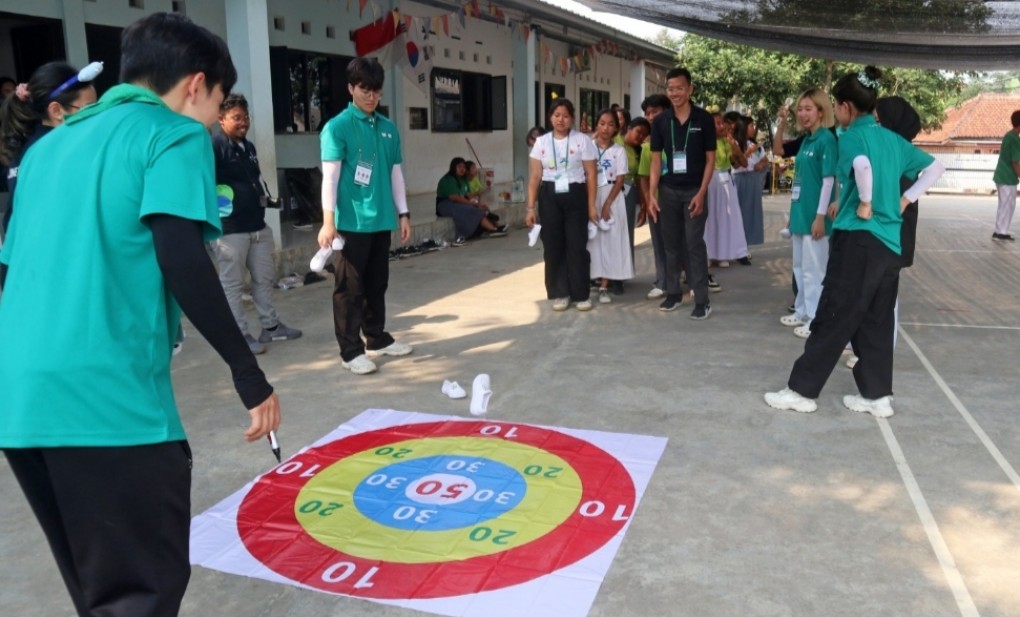 Partisipasi Relawan Hana Bank dan HFG Smart Ambassador dalam Global CSR Orientations Day