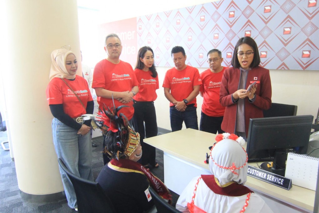 CIMB Niaga Gelar Tour de Bank