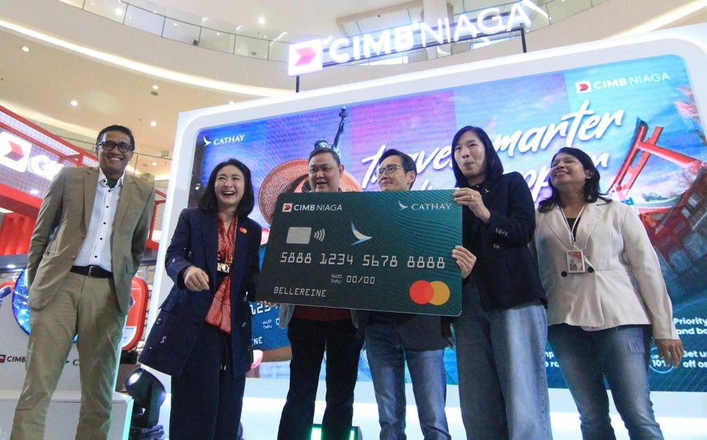 Peluncuran Kartu Kredit Co-Brand CIMB Niaga World Cathay