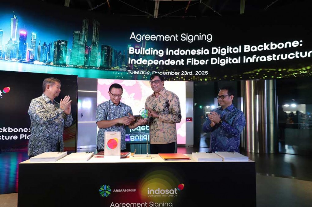 Indosat Bersama Arsari Group dan Northstar Group Bentuk Platform Serat Optik Independen