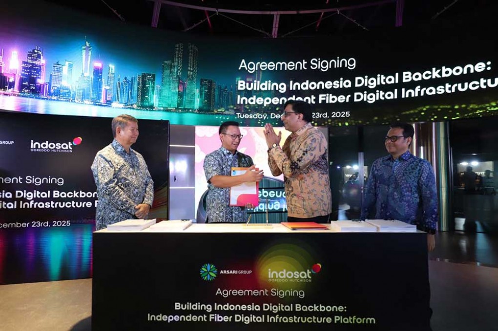 Indosat Bersama Arsari Group dan Northstar Group Bentuk Platform Serat Optik Independen