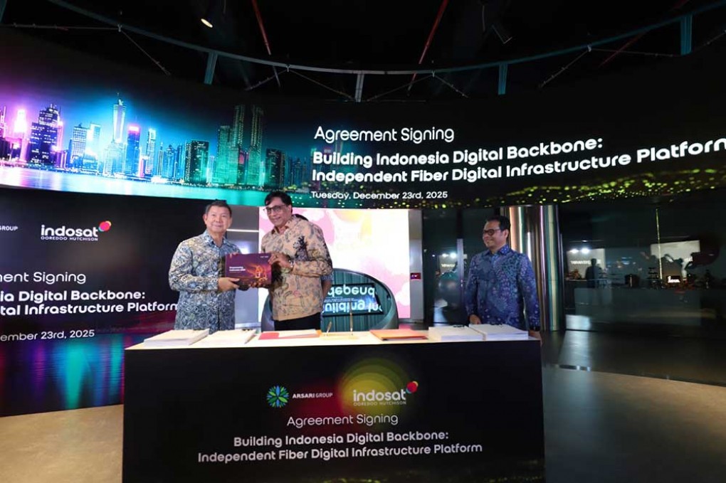 Indosat Bersama Arsari Group dan Northstar Group Bentuk Platform Serat Optik Independen
