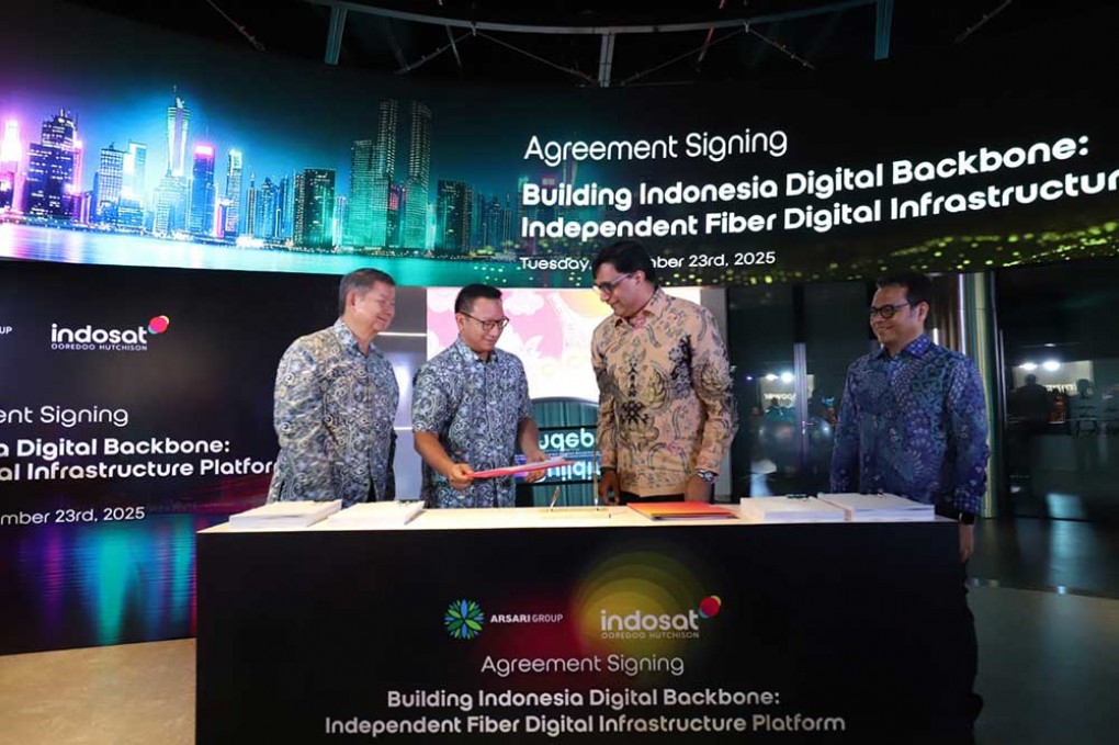 Indosat Bersama Arsari Group dan Northstar Group Bentuk Platform Serat Optik Independen