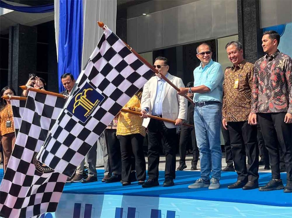 Pelepasan Mudik Bersama Keluarga Besar Kemenko Kumham Imipas Kementerian Hukum dan Kementerian HAM: Mudik Pasti Aman, Hati Nyaman
