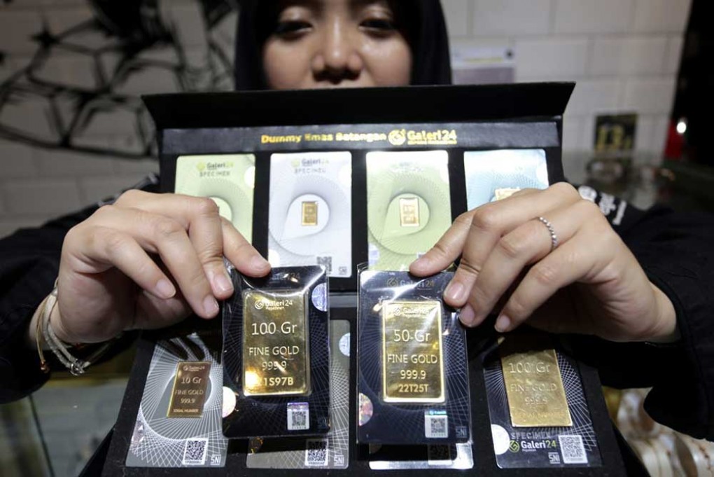 Harga Emas Antam Hari Ini Turun