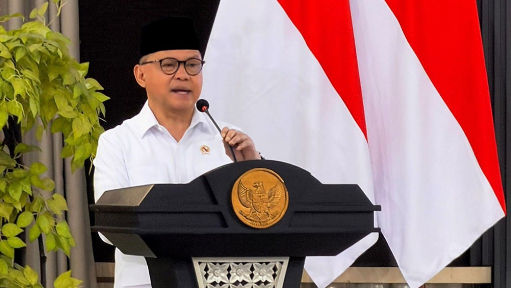 Menteri Mukhtarudin Lepas 210 Pekerja Migran, Fokus Penguatan Skill dan Perlindungan