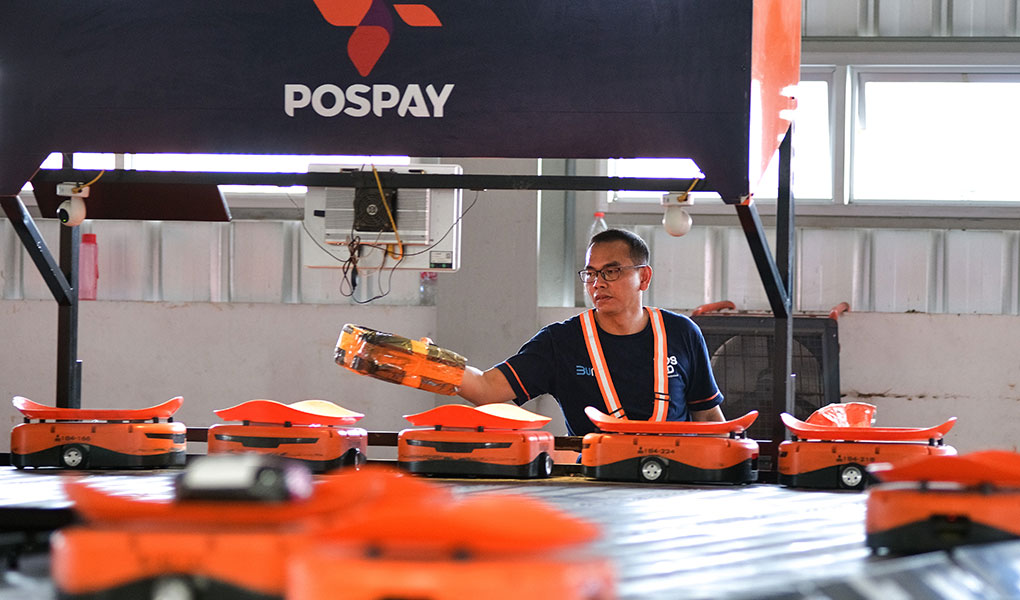 Pos Indonesia Andalkan Robot Sortir untuk Tingkatkan Efisiensi Distribusi Paket