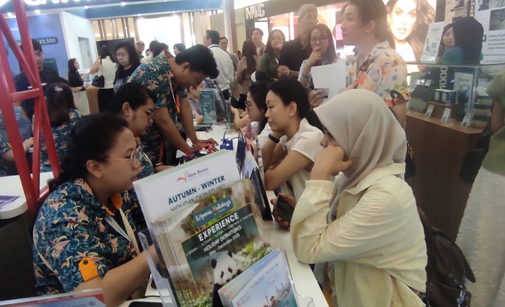 CIMB Niaga Gelar Cathay Travel Fair 2026 di Tiga Kota