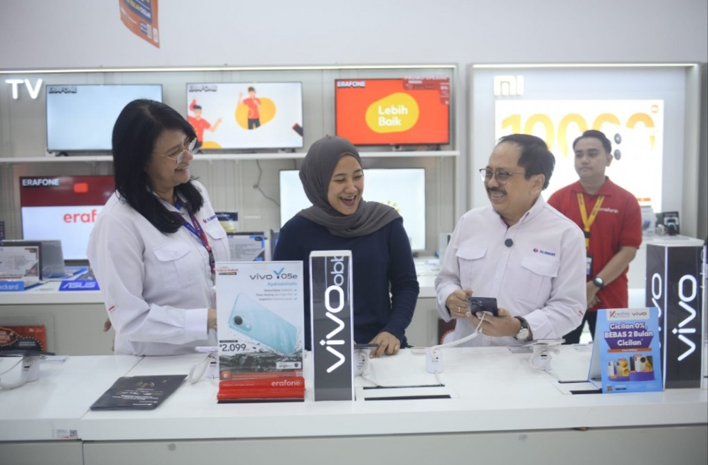 Hari Pelanggan Nasional 2026: Direksi XLSMART Sapa Pelanggan di Kuningan City Mall