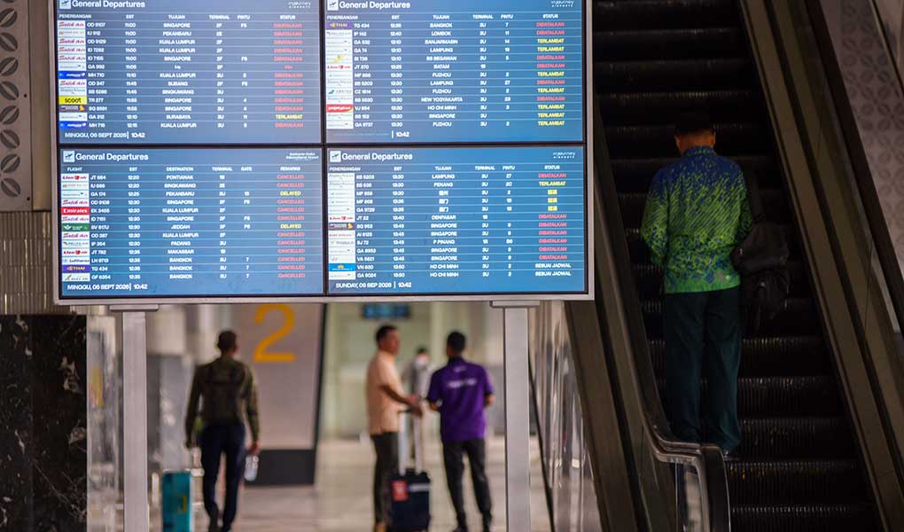 Erupsi Anak Krakatau Lumpuhkan Bandara Soetta, Penerbangan Domestik dan Internasional Batal