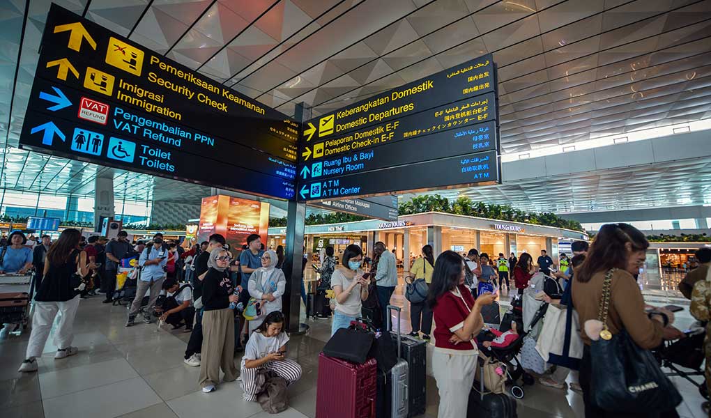 Erupsi Anak Krakatau Lumpuhkan Bandara Soetta, Penerbangan Domestik dan Internasional Batal