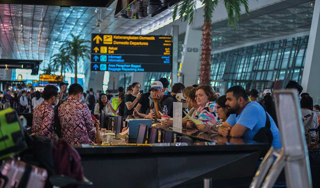Erupsi Anak Krakatau Lumpuhkan Bandara Soetta, Penerbangan Domestik dan Internasional Batal