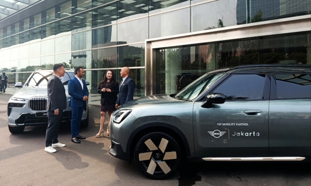 BMW Indonesia Jadi Mitra Mobilitas Mewah Resmi Art Jakarta 2026