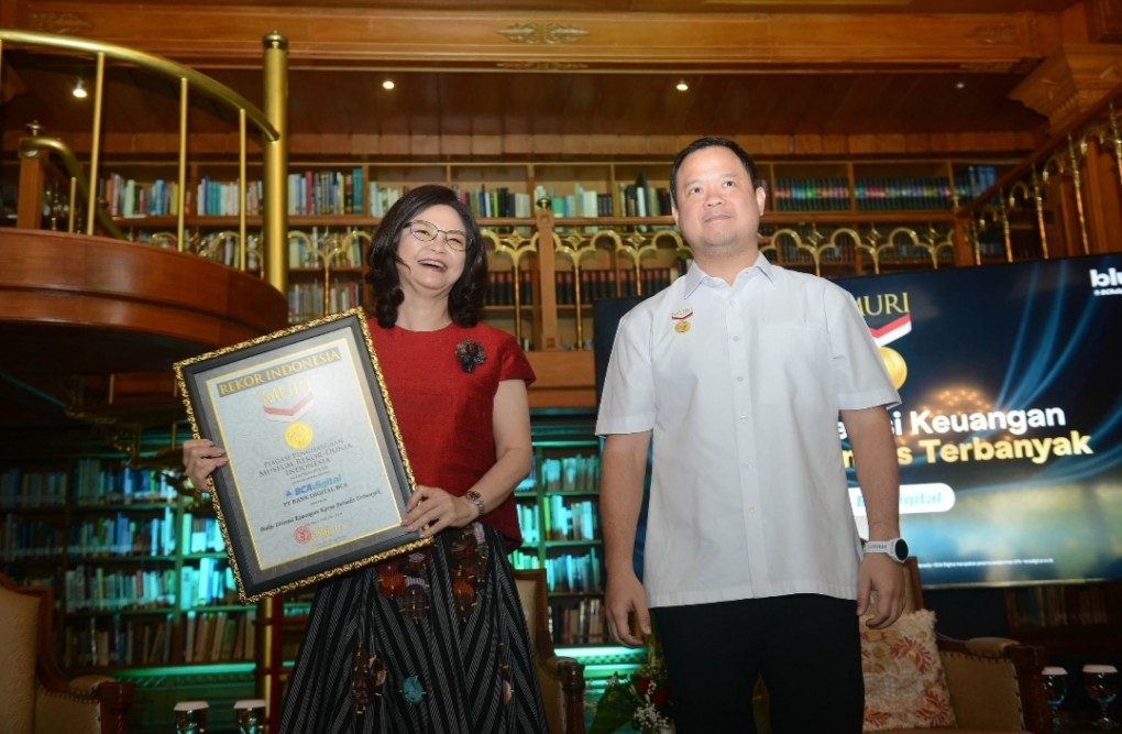 Abadikan 50 Karya Jurnalistik Terbaik, BCA Digital Raih Rekor MURI dan Luncurkan Buku 