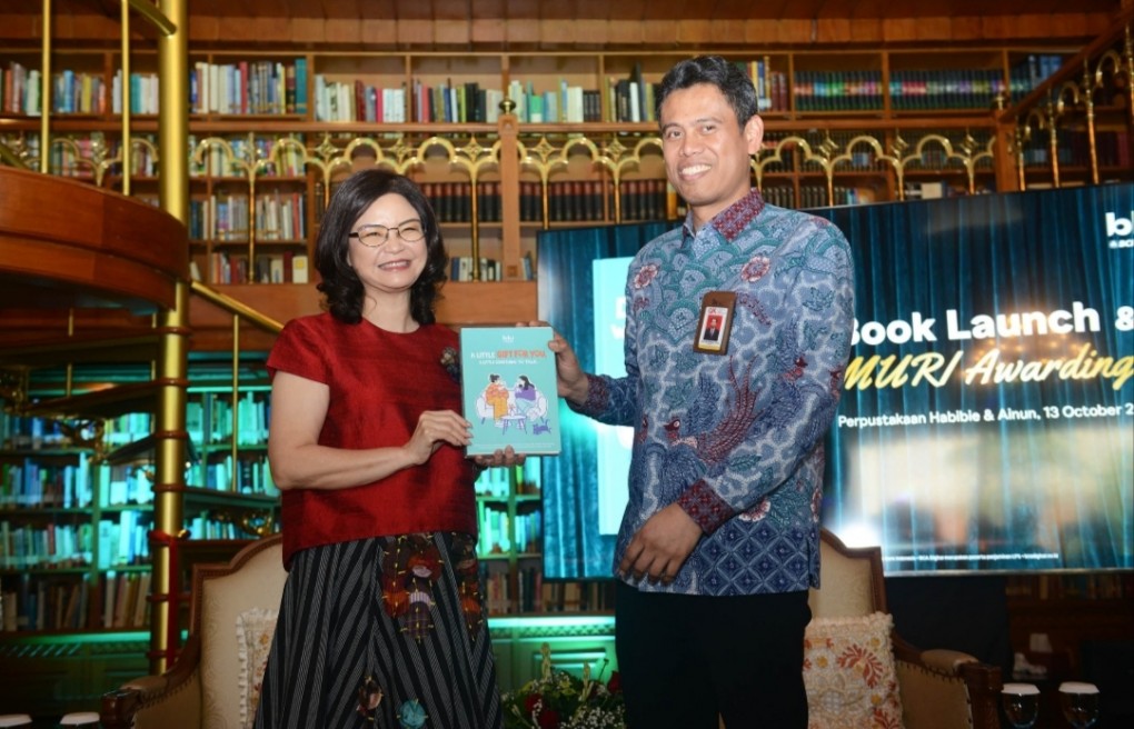 Abadikan 50 Karya Jurnalistik Terbaik, BCA Digital Raih Rekor MURI dan Luncurkan Buku 