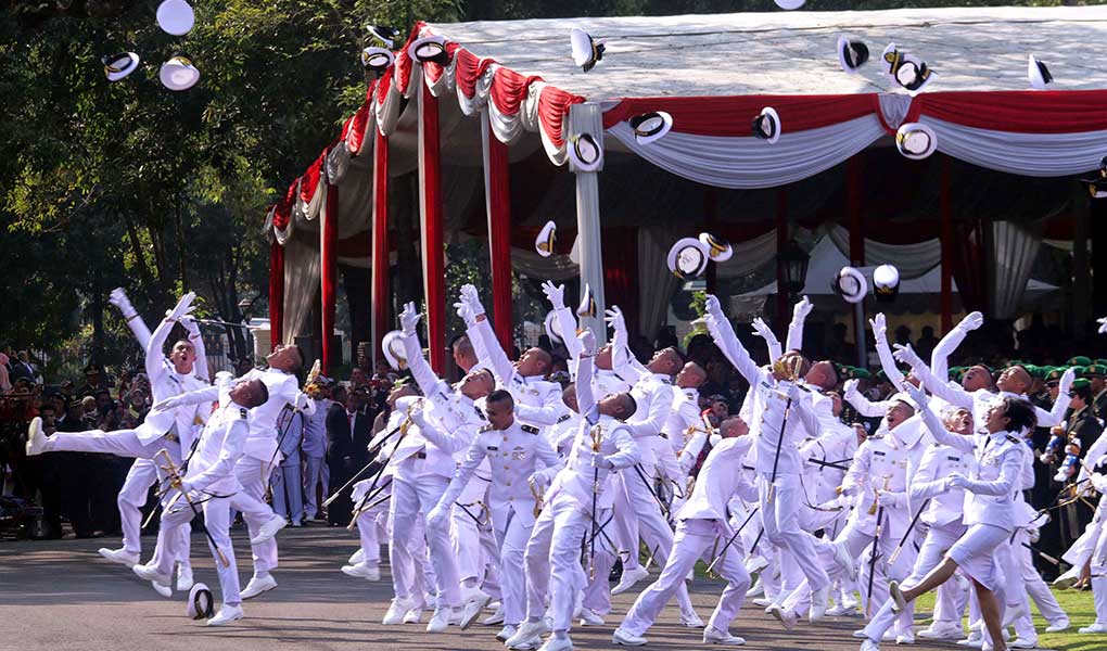 Presiden Jokowi Lantik Prasetya Perwira TNI - POLRI